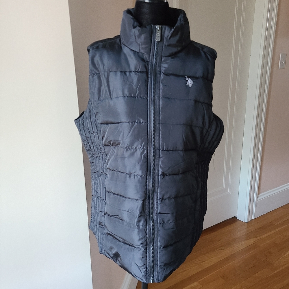 U.S Polo ASSN Women's Cozy Fur Lined Vest - Picture 3 of 14